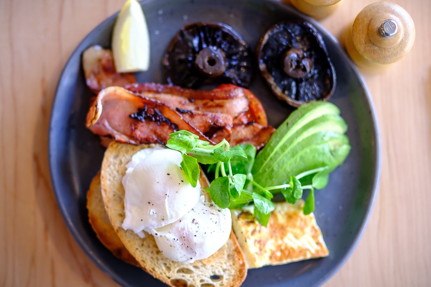 Breakfast plate shot at f/1