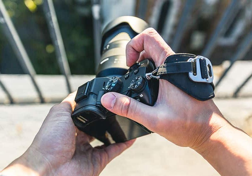 hand-grip-camera-strap hand-grip-camera-strap
