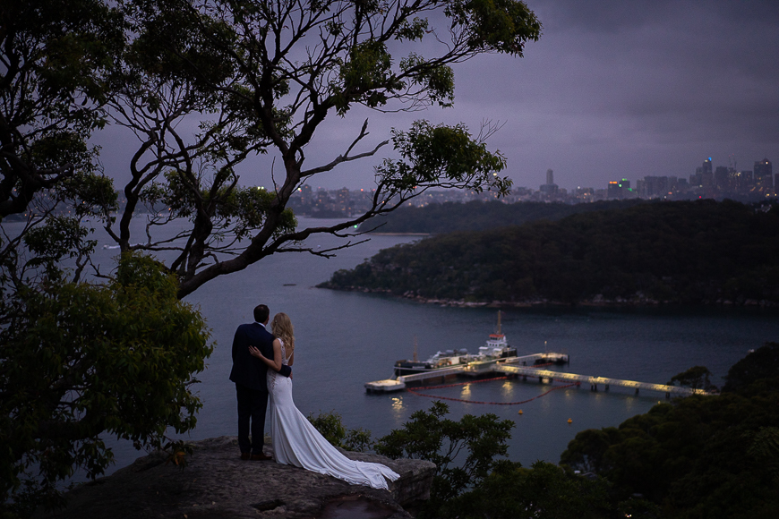 sony 55m f/1.8 sample of bride and groom at sunset