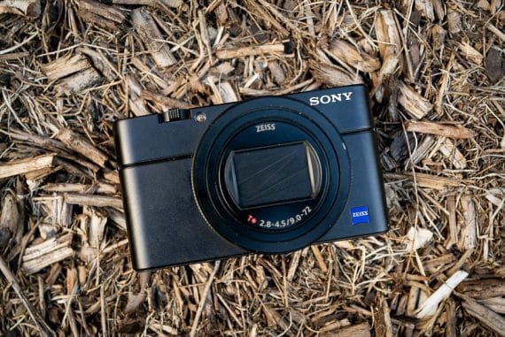 sony r100vi camera review