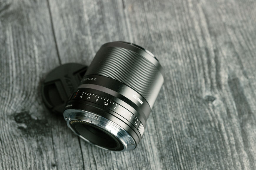 Viltrox Mirrorless Z-mount 33mm f/1.4 Auto Focus APS-C metal mount and aperture ring